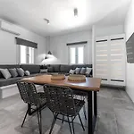 Aparthotel Manesis 4*
