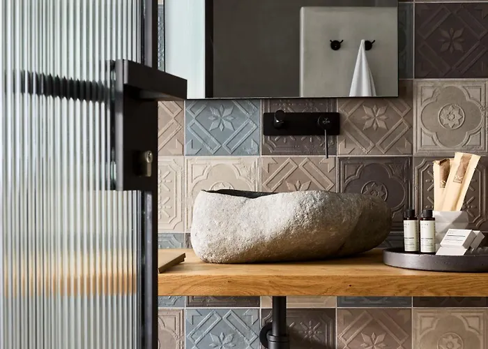 Manesis 阿波罗尼亚