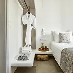 Ξενοδοχείο με διαμερίσματα Manesis Πολλώνια