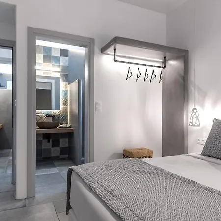 Aparthotel Manesis *