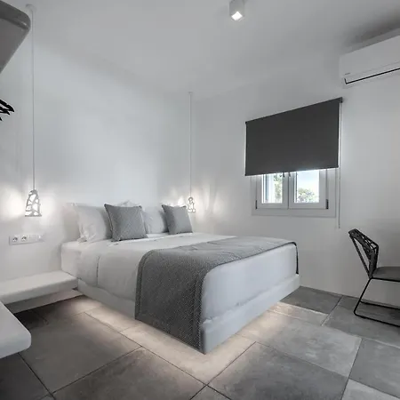 Manesis アパートホテル 4*