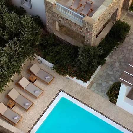 Manesis 4* Πολλώνια