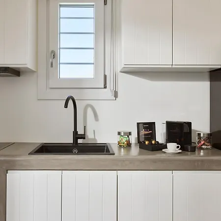 Manesis Апарт-отель Поллония