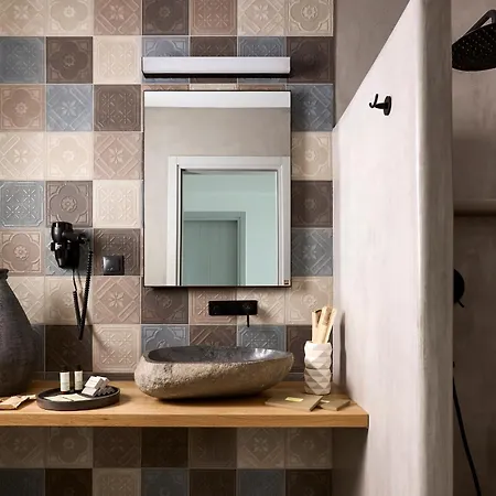 Manesis Поллония